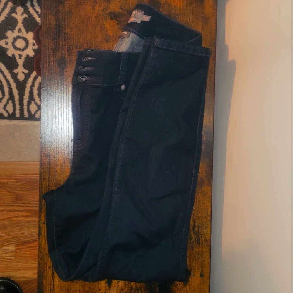 Torrid super stretch jegging size 12 short